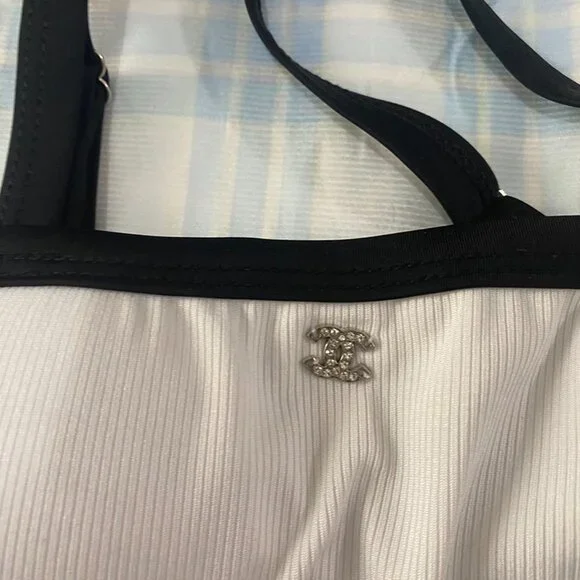 Celine's Classic Black And White Bikini Top Is A Bandeau-Style Halter Top. - Picture 7 of 7